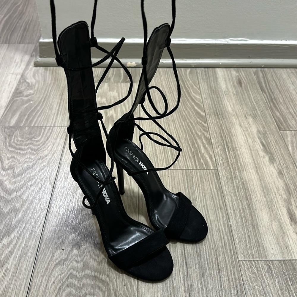 Black Fashion Nova High Heels Wrap Up Style !!